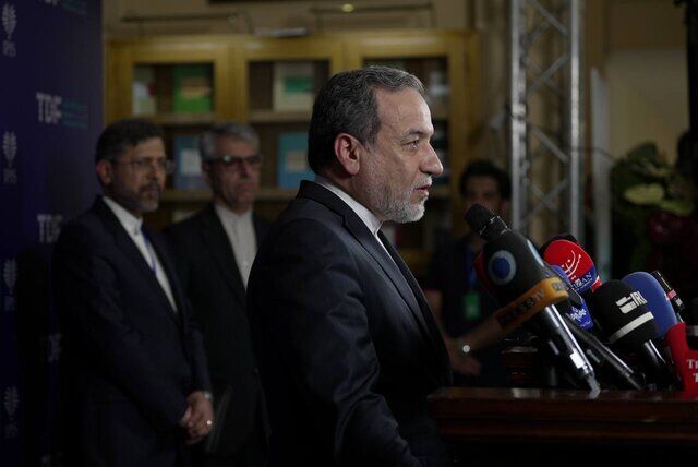 عراقچی: آینده غرب آسیا در پایتخت‌های خارجی رقم نخواهد خورد