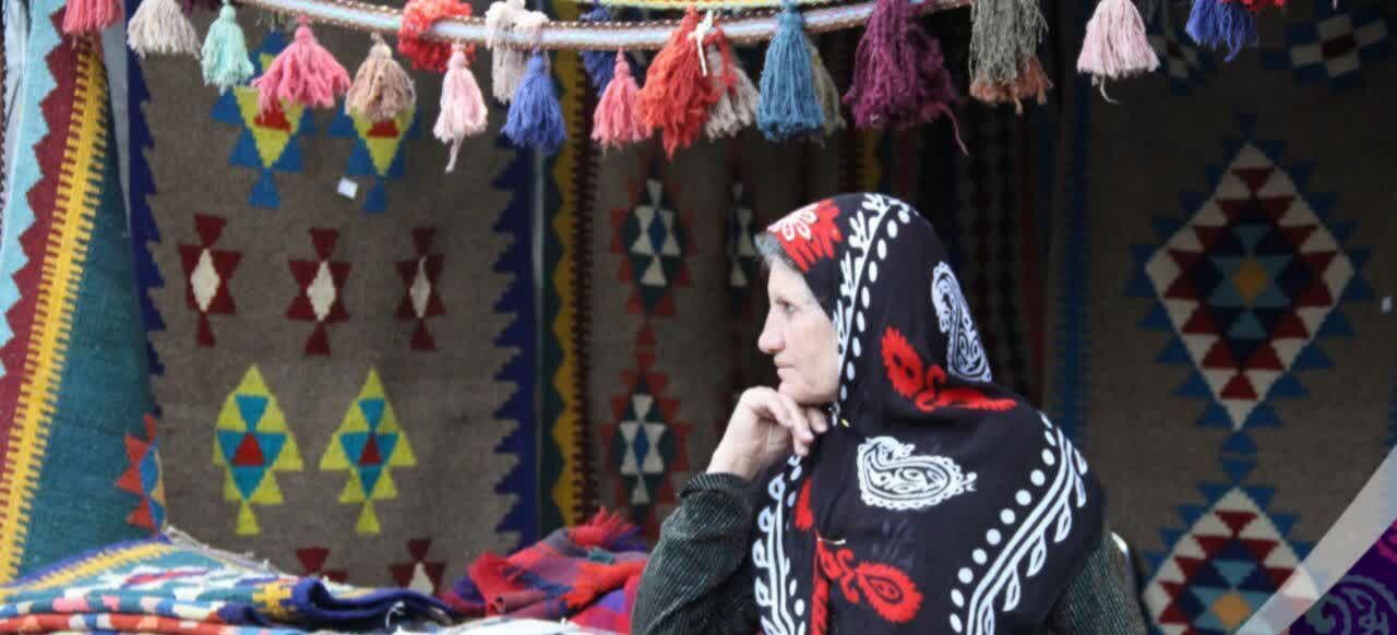 میزبانی قلعه فلکالافلاک از نخستین جشنواره ملی مد و لباس زاگرس در خرمآباد