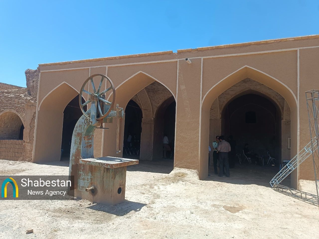 آغاز عملیات احیا و بازسازی بنای تاریخی اوشیدری کرمان با حضور مسئولان وزارت میراث فرهنگی