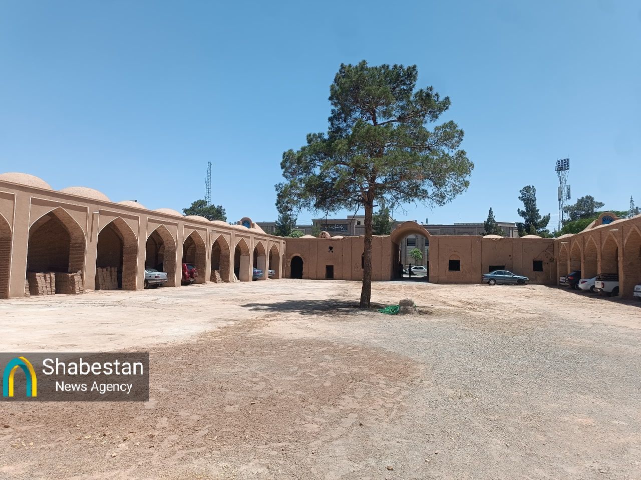 آغاز عملیات احیا و بازسازی بنای تاریخی اوشیدری کرمان با حضور مسئولان وزارت میراث فرهنگی