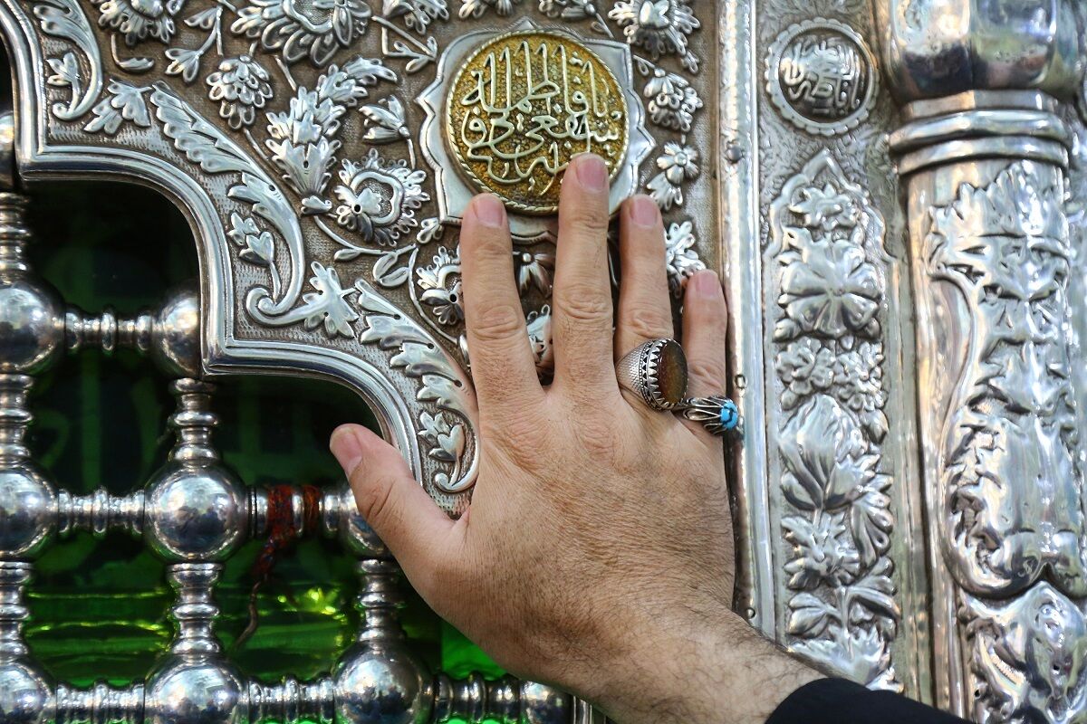 سطر ششم: ۹ میلیون تومان آبرو