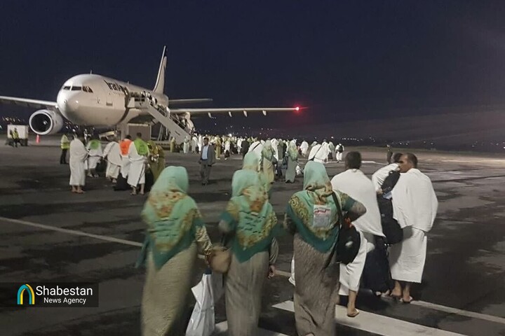 نخستین گروه حجاج گلستانی عازم سرزمین وحی شدند