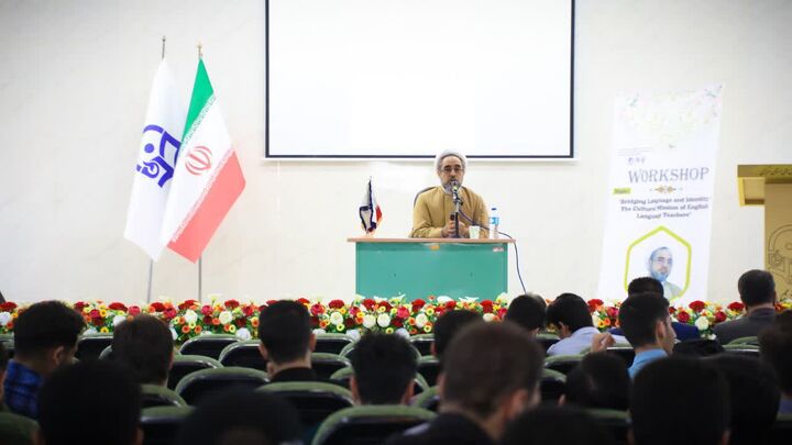 کارگاه ارتباط تمدن اسلامی با زبان انگلیسی در دانشگاه فرهنگیان اراک برگزار شد