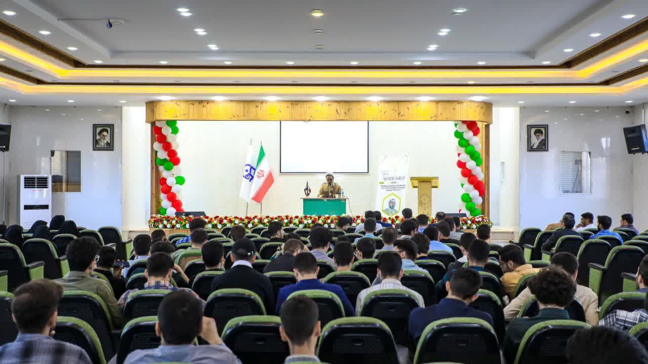 کارگاه ارتباط تمدن اسلامی با زبان انگلیسی در دانشگاه فرهنگیان اراک برگزار شد