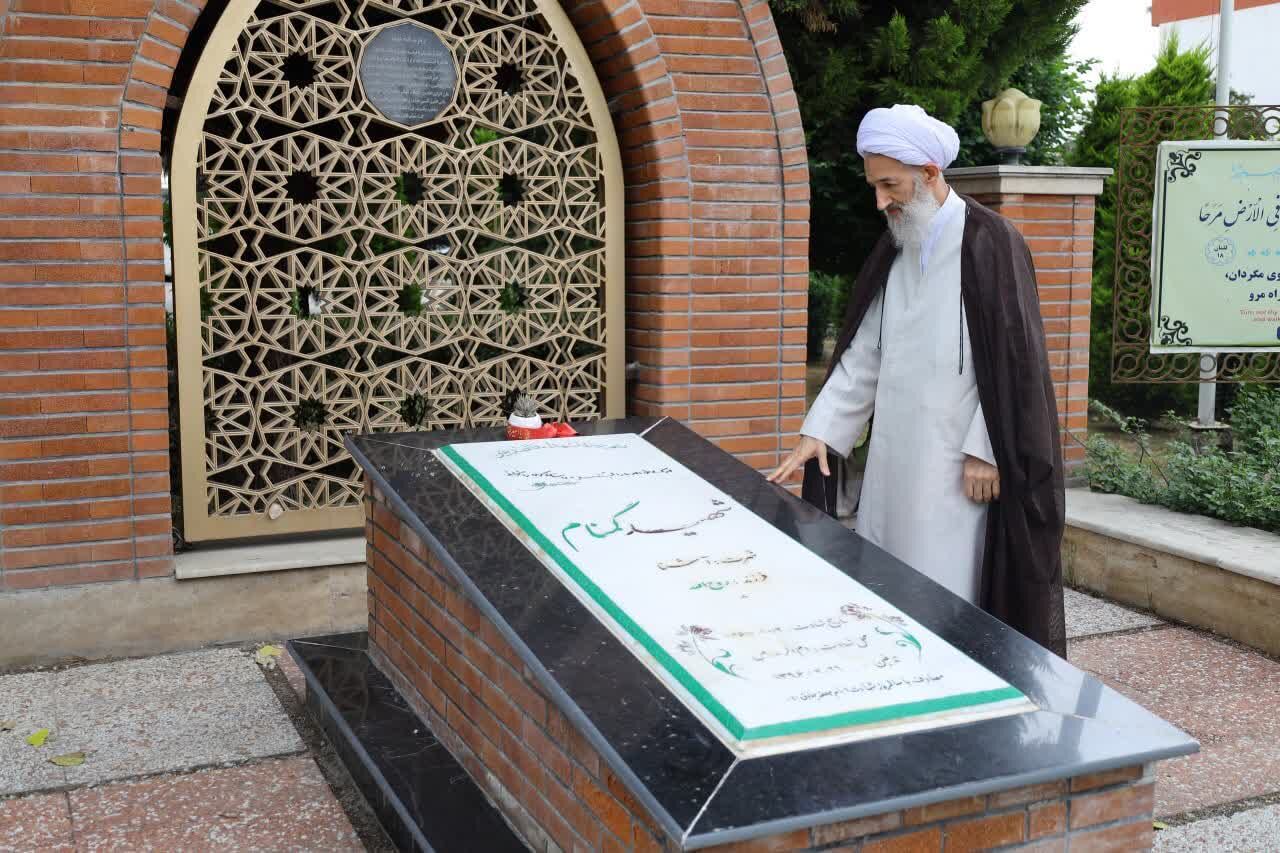 دشمنان بواسطه قدرت ایران اغراض خود را از راه مذاکره بر ما تحمیل می کنند