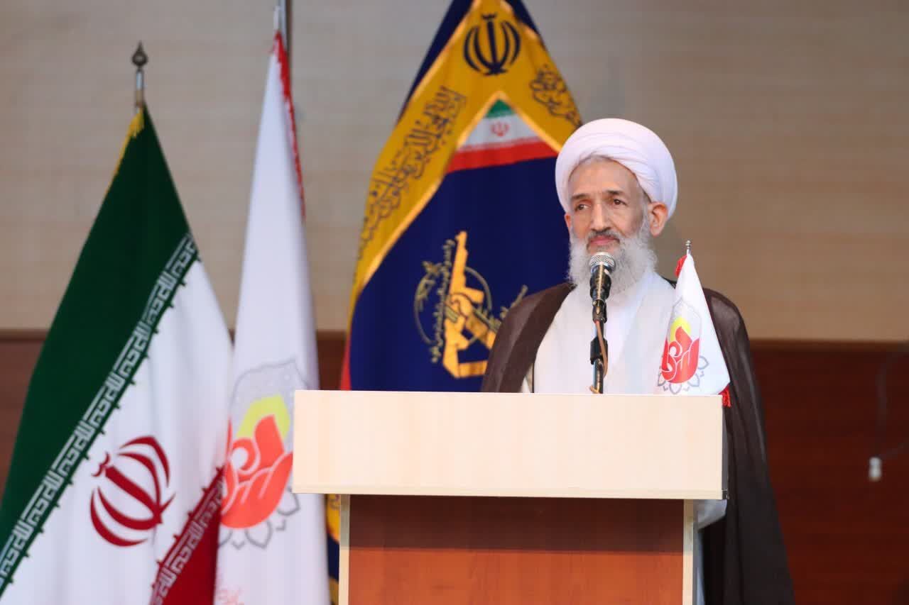 دشمنان بواسطه قدرت ایران اغراض خود را از راه مذاکره بر ما تحمیل می کنند