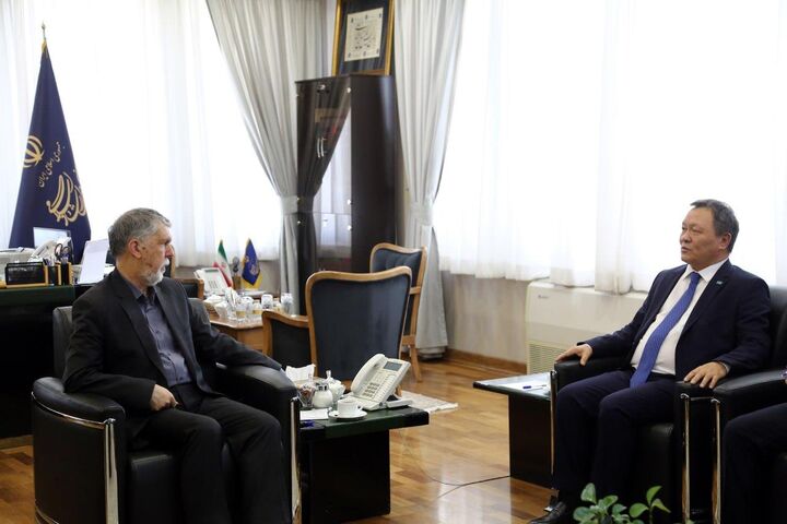 فارابی پل ارتباطی میان ایران و قزاقستان است