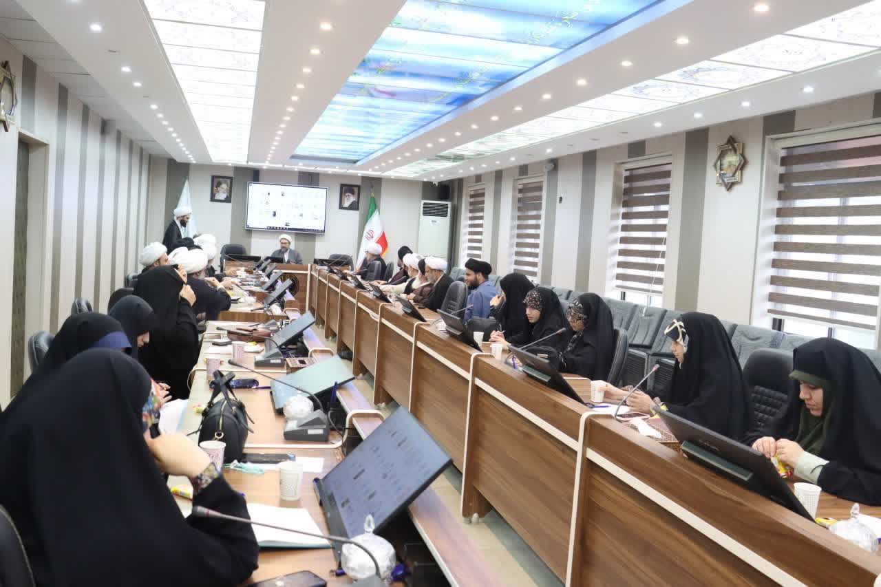 برگزاری نشست‌های تخصصی بررسی جریان‌های انحرافی مهدویت در رشت