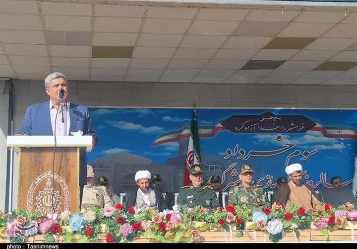 رشادت‌های خالقان فتح خرمشهر را به نسل‌های آینده منتقل کنیم