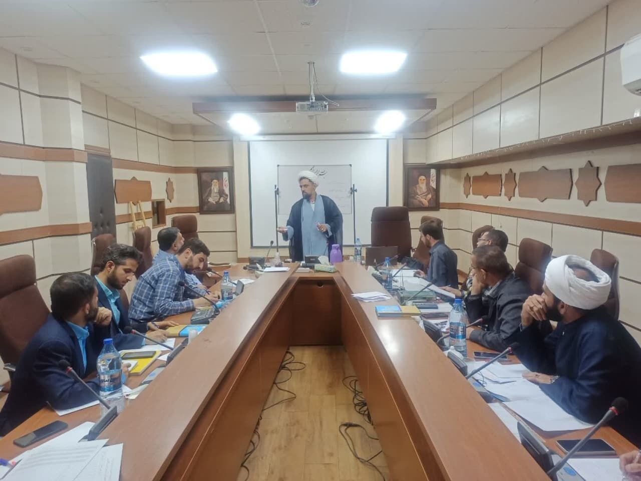 کارگاه تدریس دوره فشرده تربیت مربی تدبر در کلام وحی در اصفهان برگزار شد