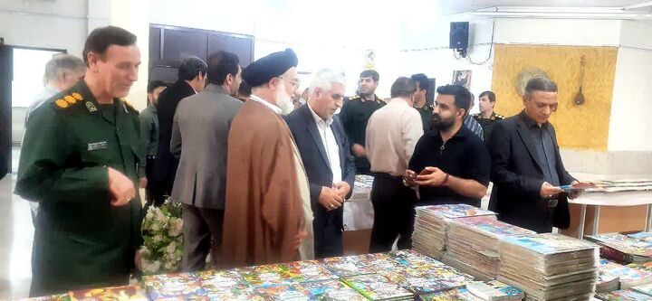 نمایشگاه کتاب در شهرستان ایوان گشایش یافت