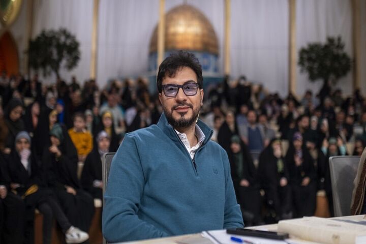 واکنش جالب مردم تانزانیا هنگام قرائت قرآن توسط حامد شاکرنژاد