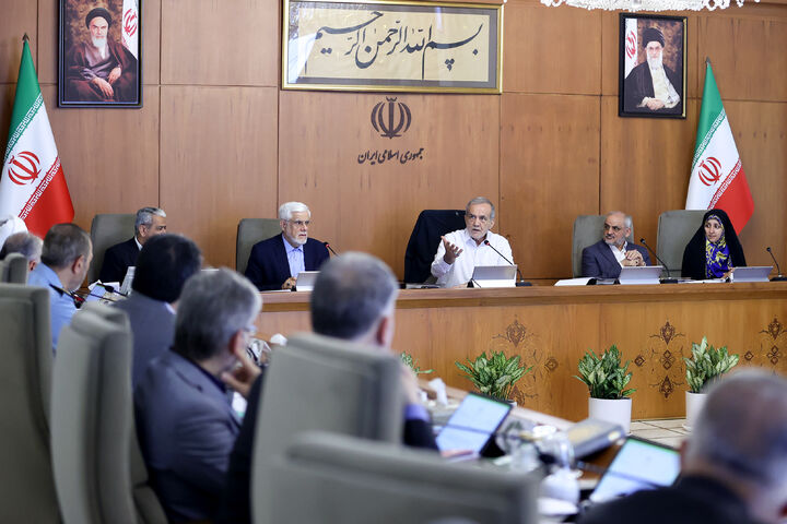  با همدلی داخلی، آمریکایی ها نمی توانند از وضعیت ما سوء استفاده و طمع کنند