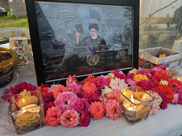 یادبود شهدای خدمت در مسجد جامع آقاسیدحسن دارسازی رشت