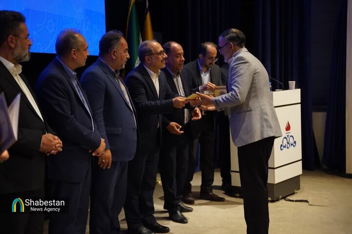 ۱۰۰ دستگاه بخاری کم مصرف به مشترکان خوش مصرف خراسان جنوبی اهدا شد