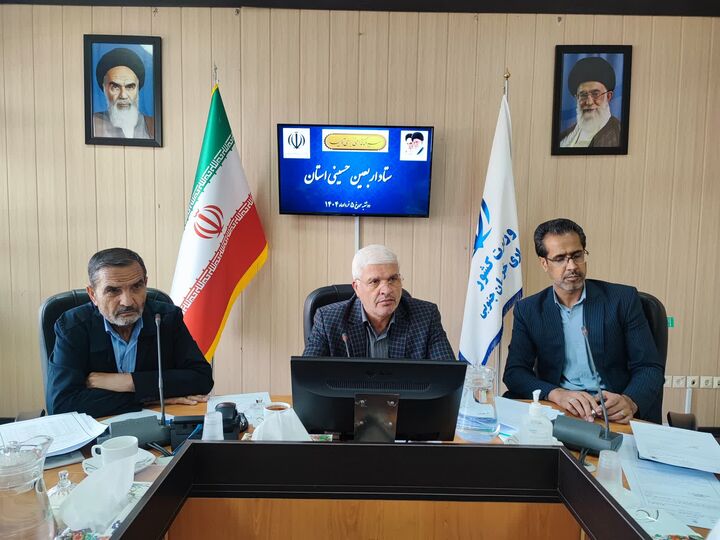 خدمت به زائران اربعین با روحیه‌ای حسینی و جهادی انجام شود