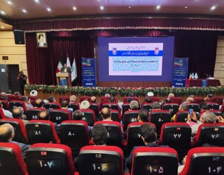 دانشگاهیان باید بستههای سیاستی ارائه دهند