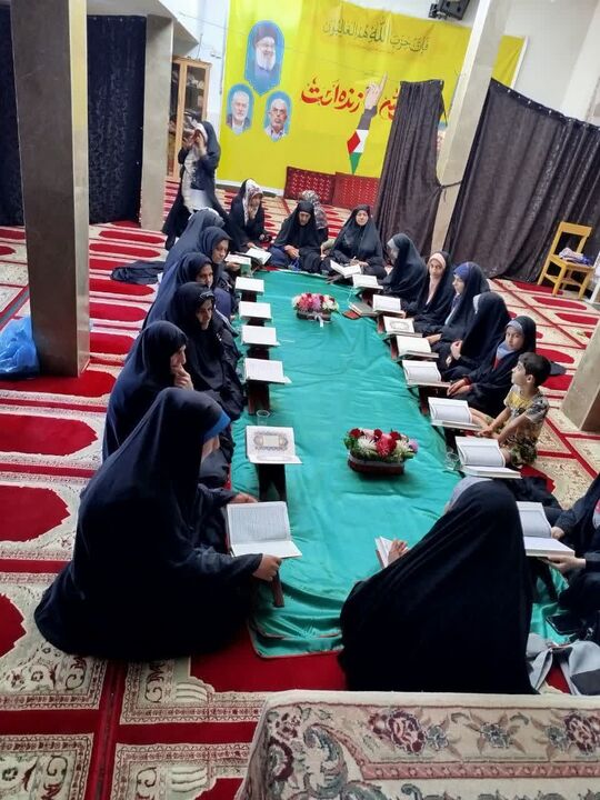 سلسه جلسات ارتقا سواد قرآنی بانوان و نوجوانان طرح تبیان برگزار شد