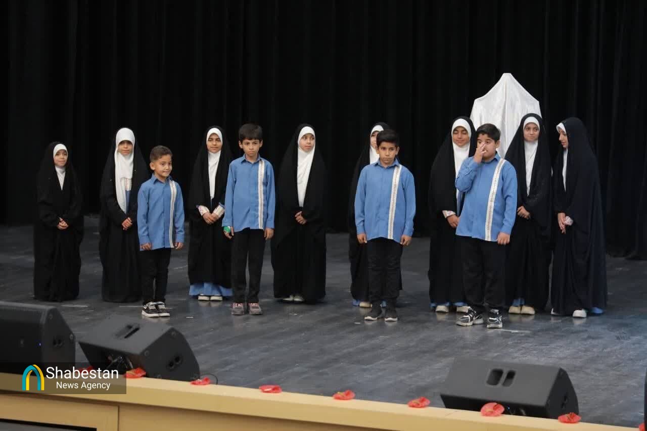 از «فتح خرمشهر» تا «فتح قدس»؛ عطر شهادت در تالار شهر کاشان پیچید