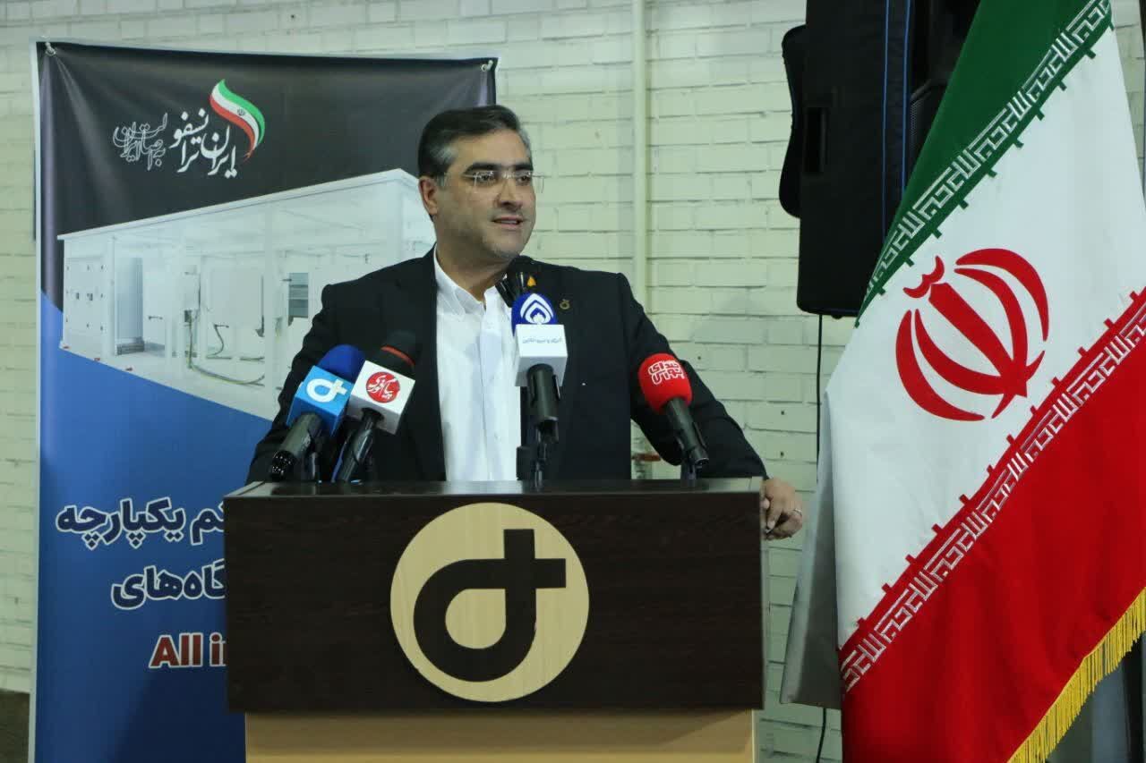 نخستین سیستم یکپارچه تجهیزات نیروگاه‌های خورشیدی کشور در زنجان رونمایی شد