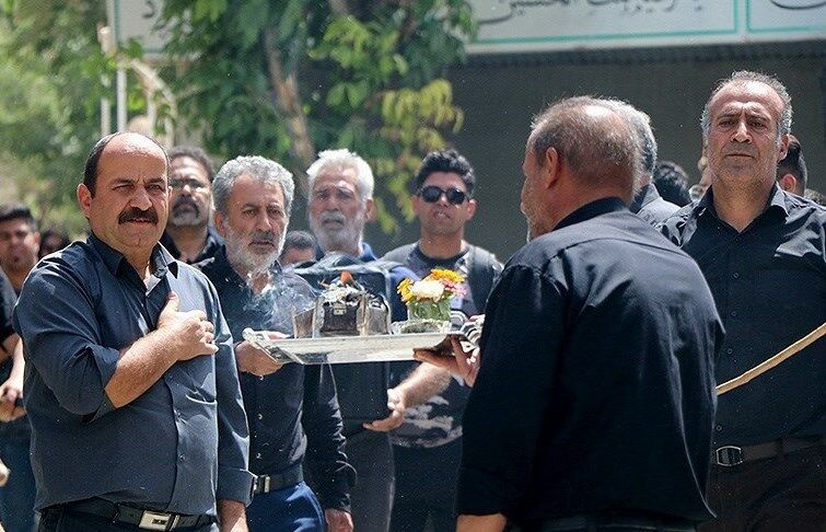 آیین چغچغهزنی انجدان در حسینیهای به وسعت ایران