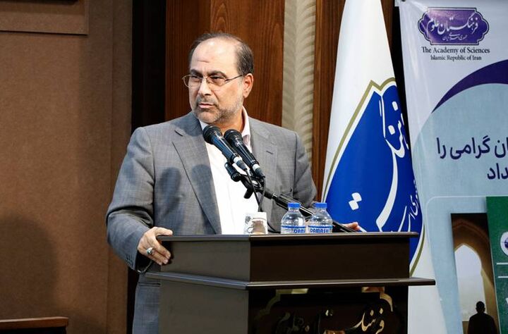 ضرورت گذار از نگاه سنتی به علم و حمایت همه‌جانبه از نوآوری‌های نسل جوان