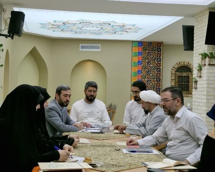 برپایی غرفه‌های تبلیغی فرهنگی با محوریت تبیین واقعه غدیرخم