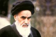 امام خمینی(ره) عرفان را به صحنه اجتماع و سیاست آوردند