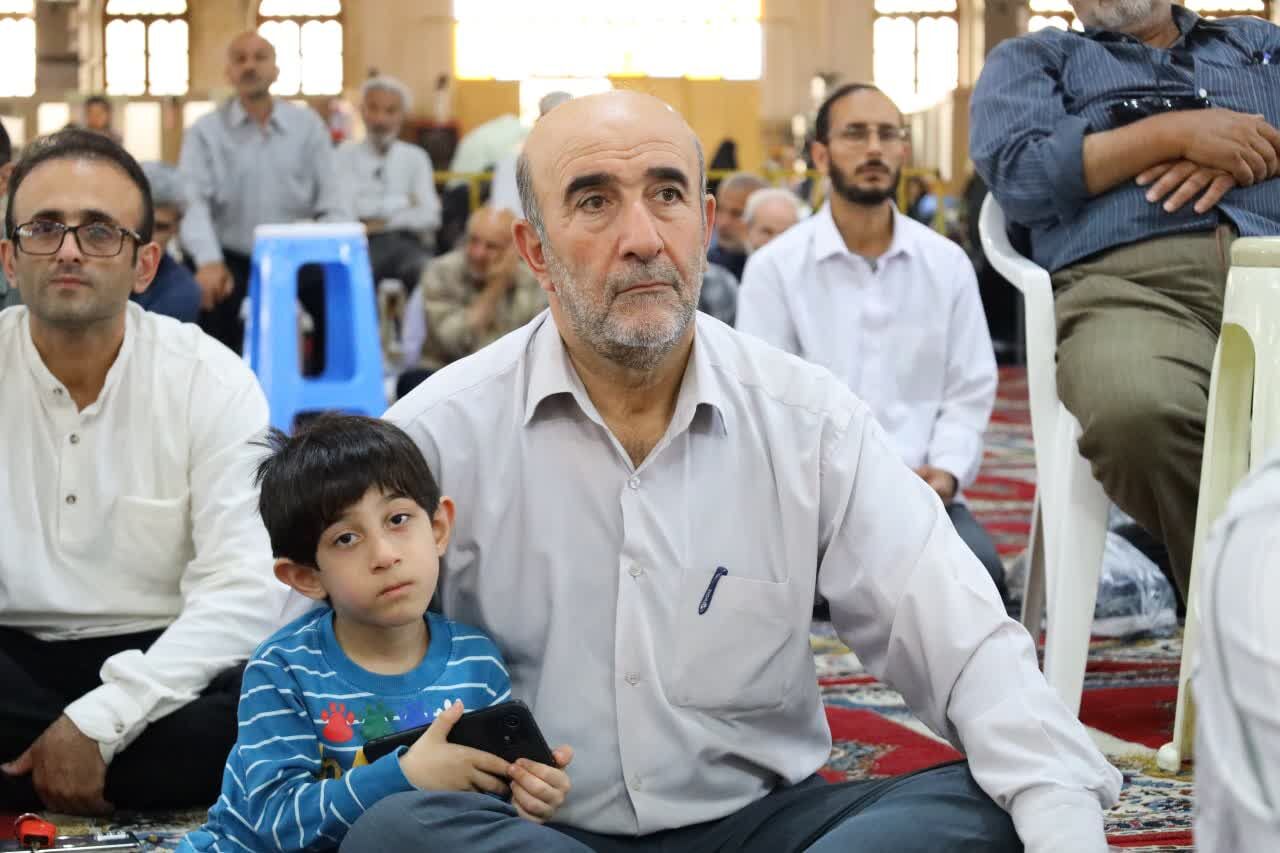 تاکید امام جمعه ساری بر لزوم افزایش اختیارات استانداران و مبارزه قطعی با فساد