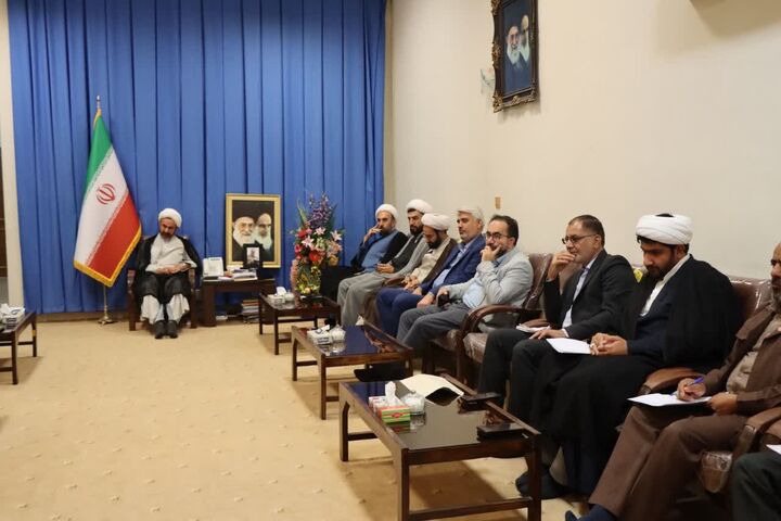 جشن‌های غدیر باید به اوج شادی و شکوه برسند