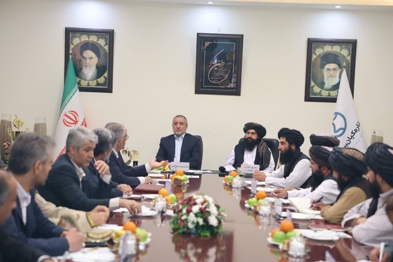 بازدید والی فراه افغانستان از بزرگترین واحد تولید خوراک دام و طیور شرق کشور