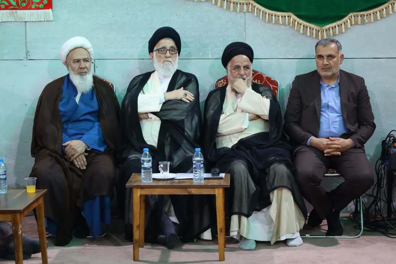 مسئولان نظام علوی باید با عملکرد صحیح خود مبلّغ غدیر باشند