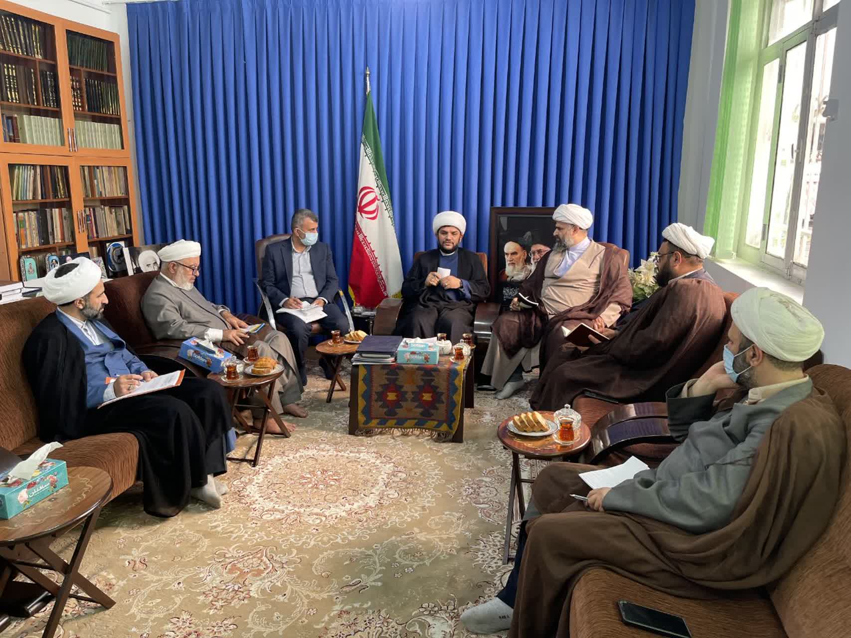 وحدت و انسجام عملی لازمه گسترش فرهنگ دینی و تربیت نسلی متعهد است