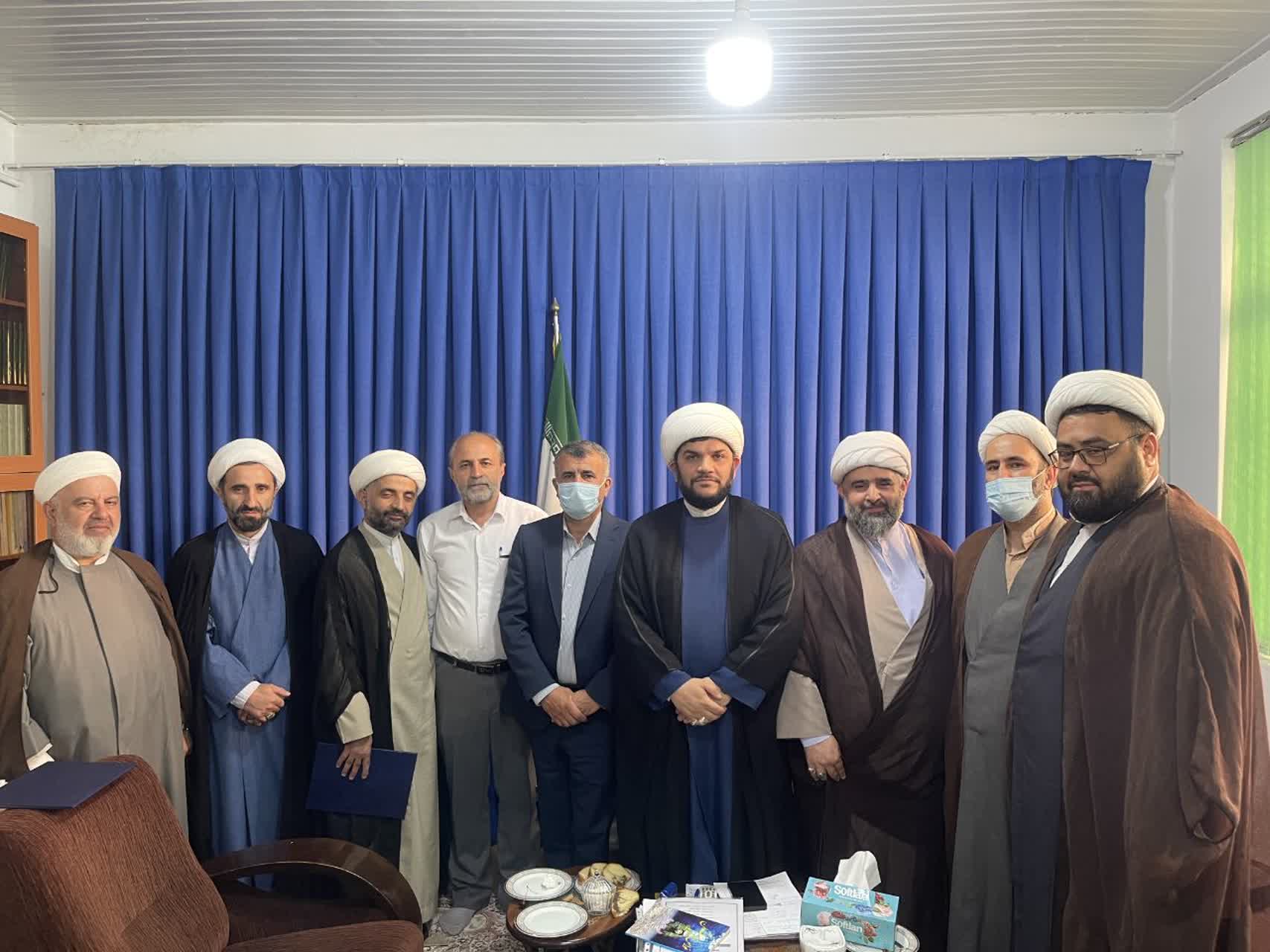 وحدت و انسجام عملی لازمه گسترش فرهنگ دینی و تربیت نسلی متعهد است