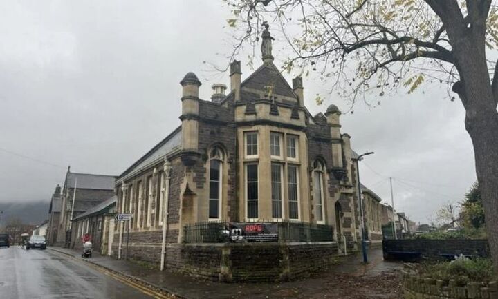 آغاز به کار اولین مسجد رسمی و مرکز اسلامی در ولز انگلیس