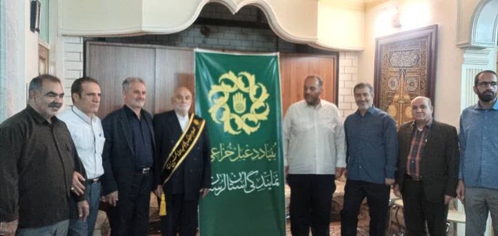 " حاج فریدون کاوه" پیرغلام حسینی خرم آبادی تکریم شد