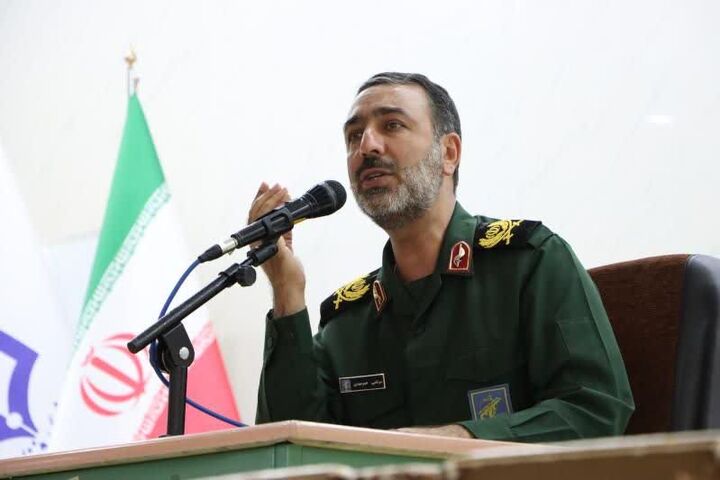 امام خمینی (ره) : معمار استقلال و آزادی ایران با اراده‌ای آهنین