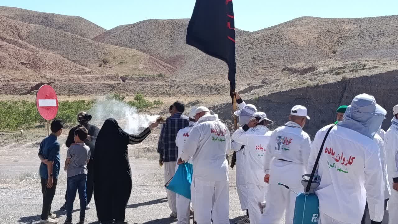 کاروان پیاده مشهد به کربلا میهمان امامزاده علوی(ع) شدند