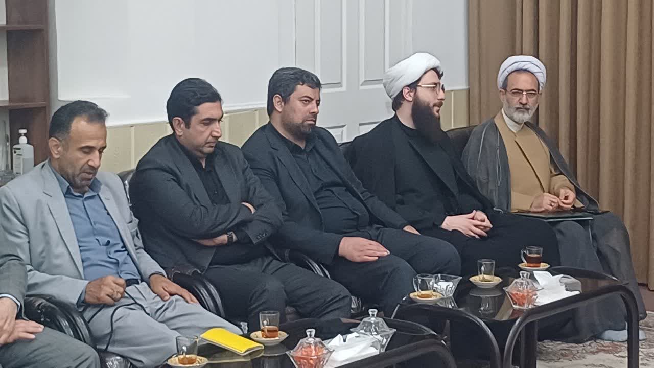 آیین تجلیل از خانواده شهید منتسب به کانون مساجد گیلان برگزار شد