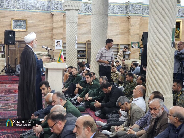 «ایمان به خدا» برجسته‌ترین ویژگی امام خمینی (ره)