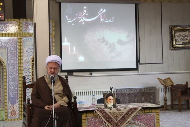ساده‌زیستی، ویژگی بارز امام خمینی(ره)