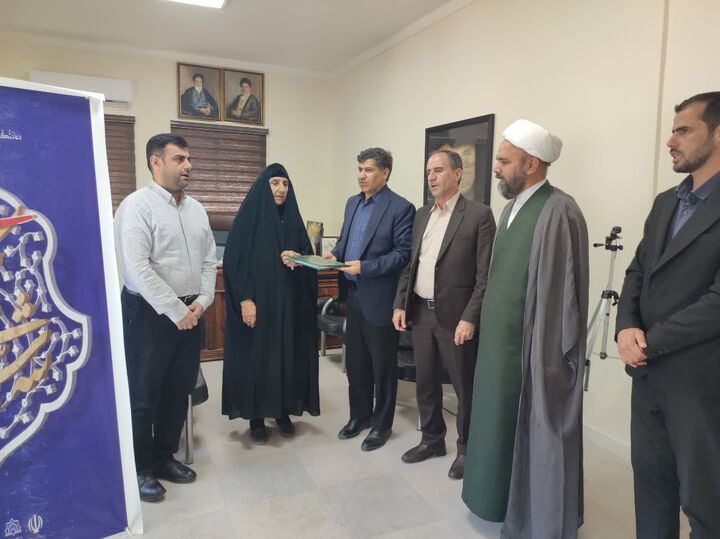 استان ایلام به عنوان خواستگاه شهدا همواره در خط مقدم دفاع از کشور است