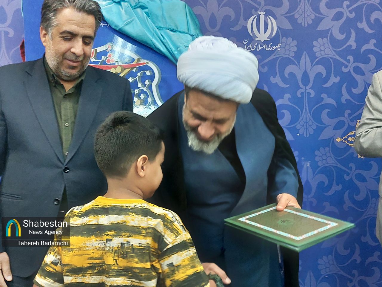 تکریم چهار شهید خانواده کانون‌های مساجد در استان کرمان+تصاویر