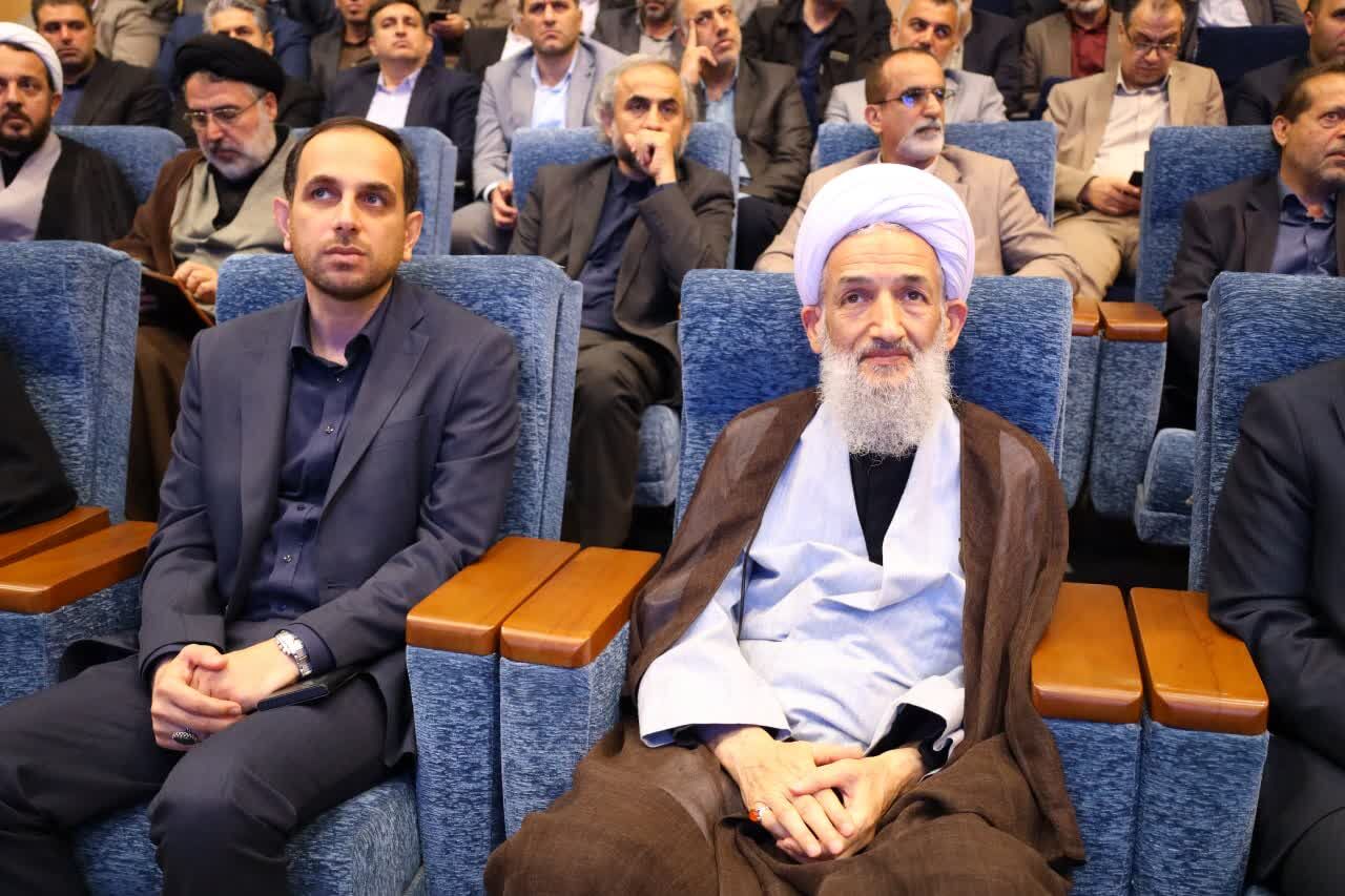 دانشگاه‌ها جایگاه دانش‌افزایی و کارگاه عمل در راستای ارزش‌های انقلاب، امام و شهدا باشند