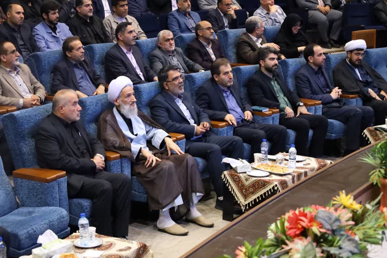 دانشگاهها جایگاه دانشافزایی و کارگاه عمل در راستای ارزشهای انقلاب، امام و شهدا باشند