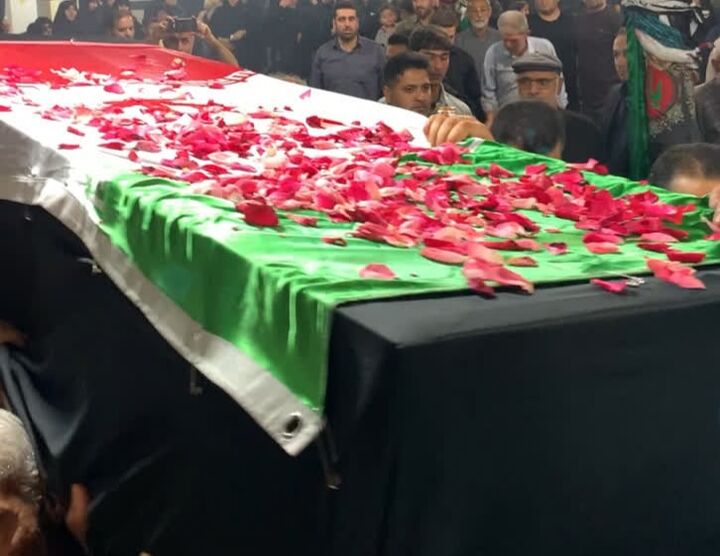 پیکر جانباز شهید علی زیبنده گرجی در بهشهر تشییع شد