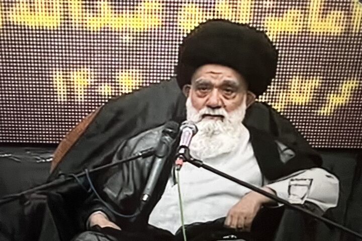 ابعاد مختلف شخصیت عظیم امام (ره) باید به نسل جوان شناسانده شود