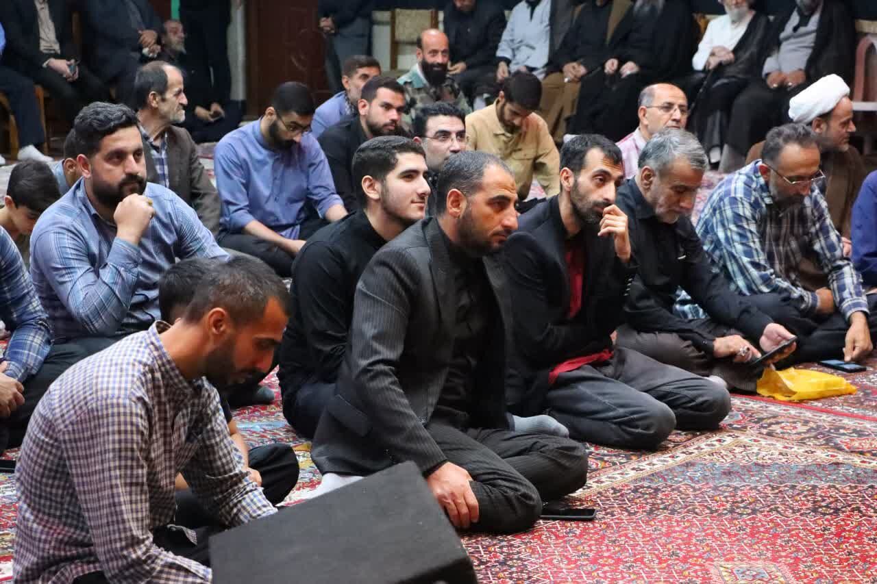 امام منطق و عقلانیت را پشتوانه عواطف و احساسات قرار داد