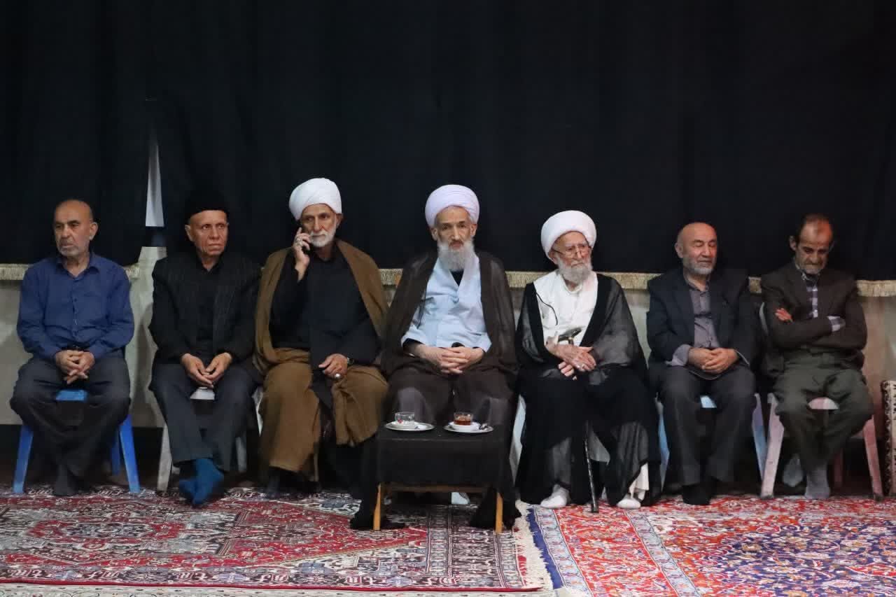 امام منطق و عقلانیت را پشتوانه عواطف و احساسات قرار داد