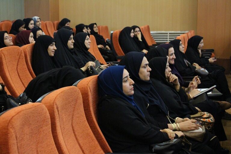 نخستین ایستگاه رویداد «معلم خلاق» در آران و بیدگل برگزار شد